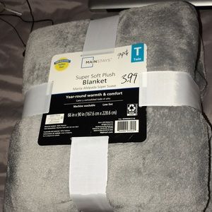 Super Soft Plush Blanket